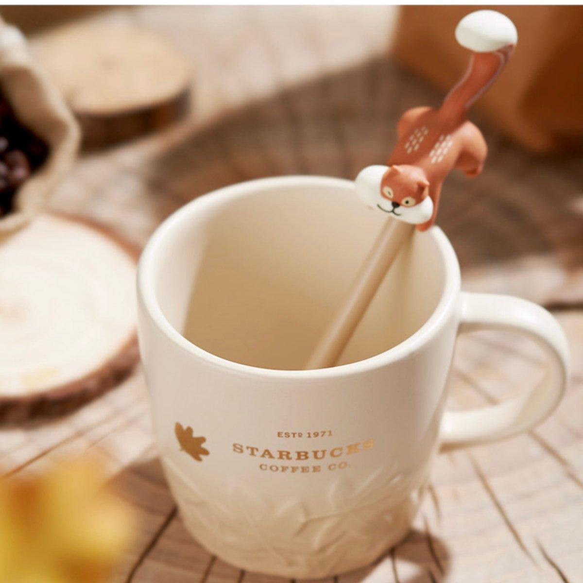 355ml/12oz Embossed Maple Leaf Ceramic Mug with Squirrel Stirrer - Ann Ann Starbucks