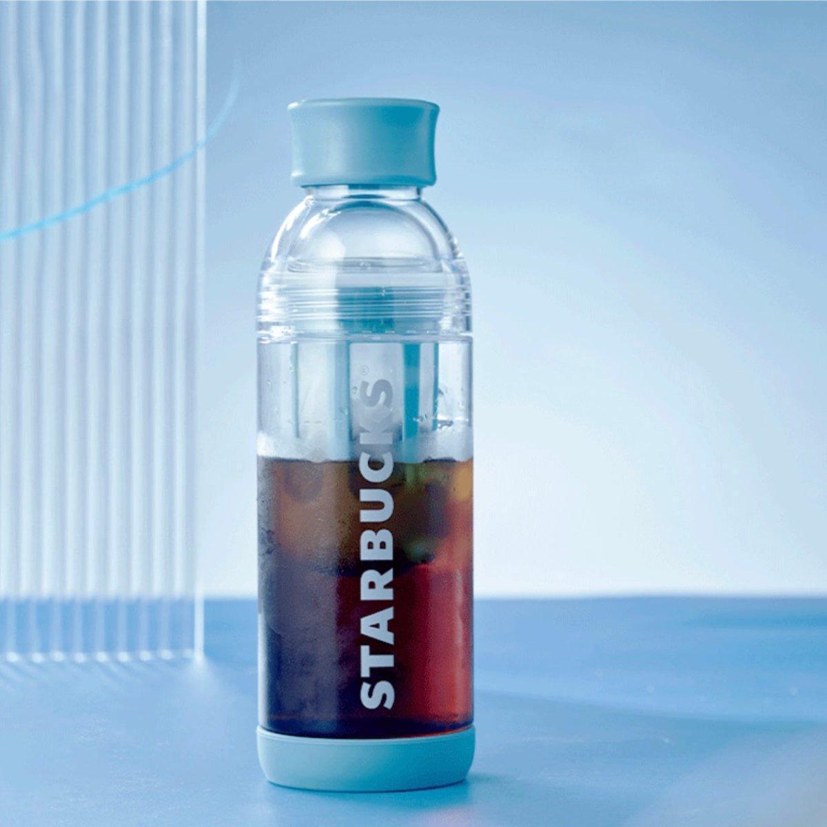 Starbucks 640ml/22oz Blue Cold Extract Plastic Bottle - Ann Ann Starbucks
